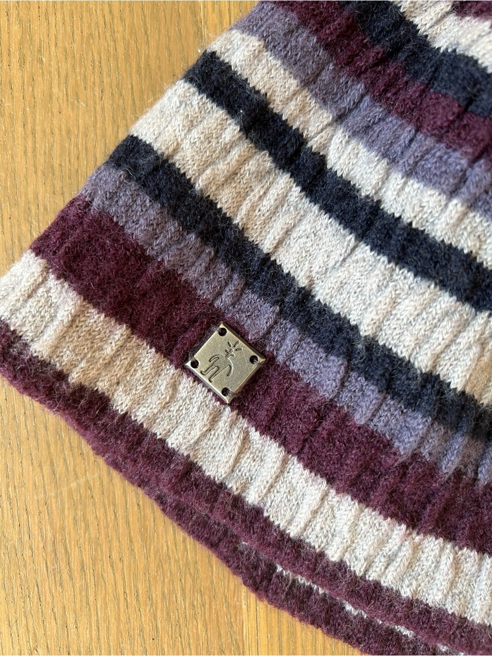 Smartwool Striped Chevron Merino Wool Knit Beanie Hat - Picture 2 of 10